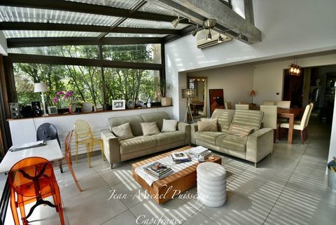  Maison � vendre 10 pi�ces 220 m�