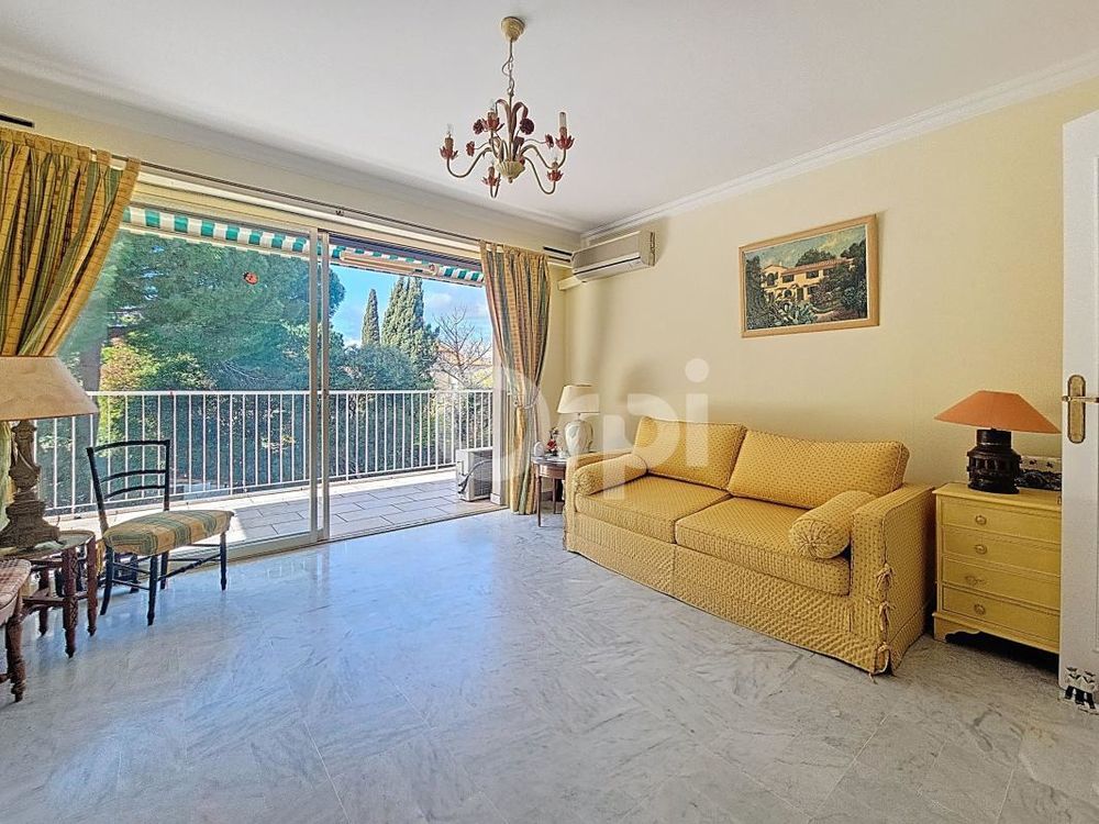 � vendre  Appartement Antibes (06600)