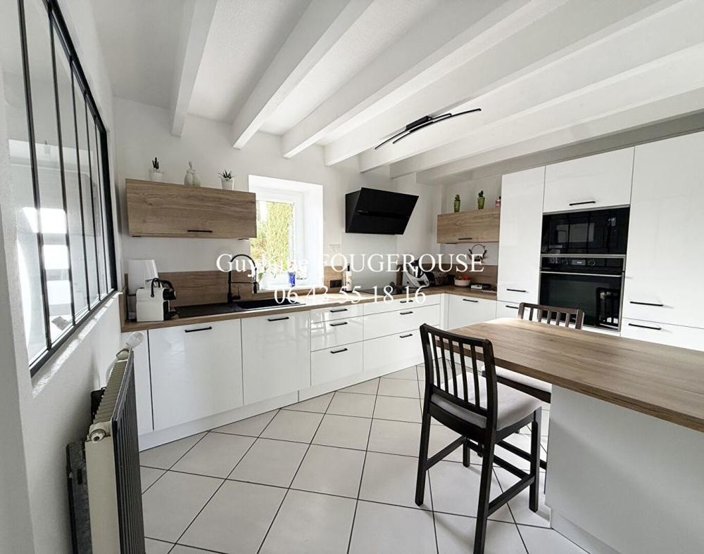 � vendre  Maison Montbrison (42600)