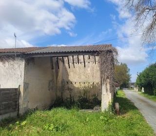  Remise / Grange � vendre 1 pi�ce 28 m�