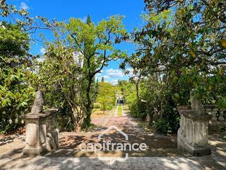  Propri�t�/ch�teau � vendre 12 pi�ces 305 m�