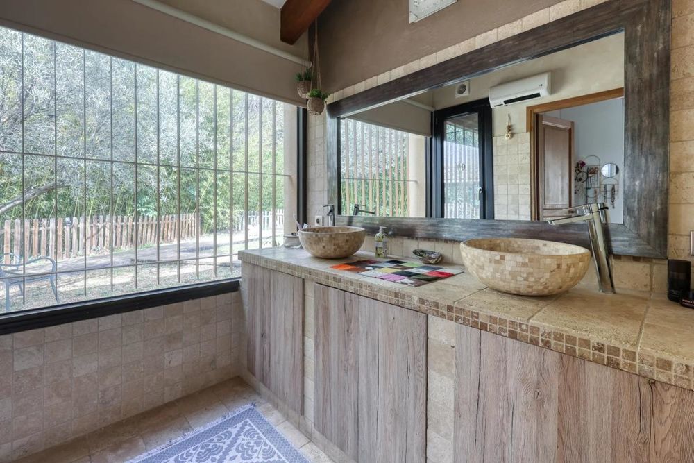 � vendre  Maison Aubagne (13400)