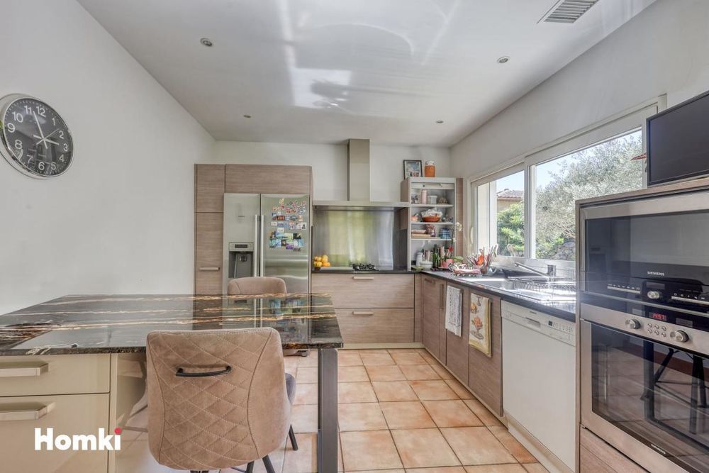 � vendre  Villa La Cadi�re-d'Azur (83740)