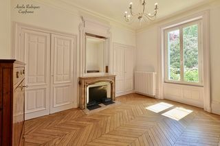  Propri�t�/ch�teau � vendre 14 pi�ces 370 m�