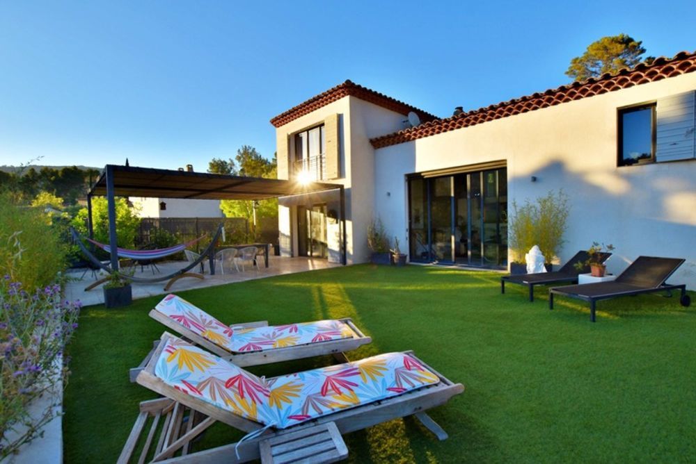 � vendre  Maison Solli�s-Toucas (83210)