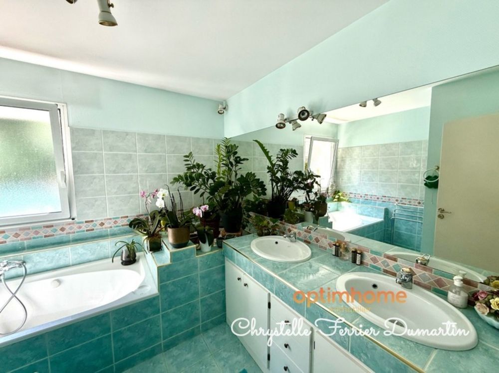 � vendre  Villa Carbon-Blanc (33560)