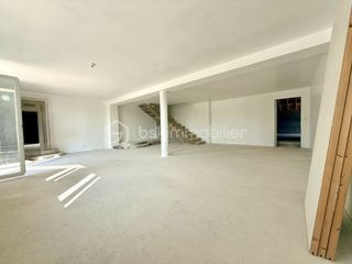  Propri�t�/ch�teau � vendre 14 pi�ces 363 m�