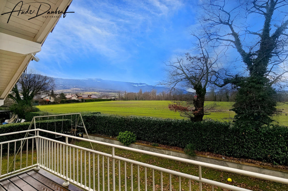 � vendre  Maison Saint-Julien-en-Genevois (74160)