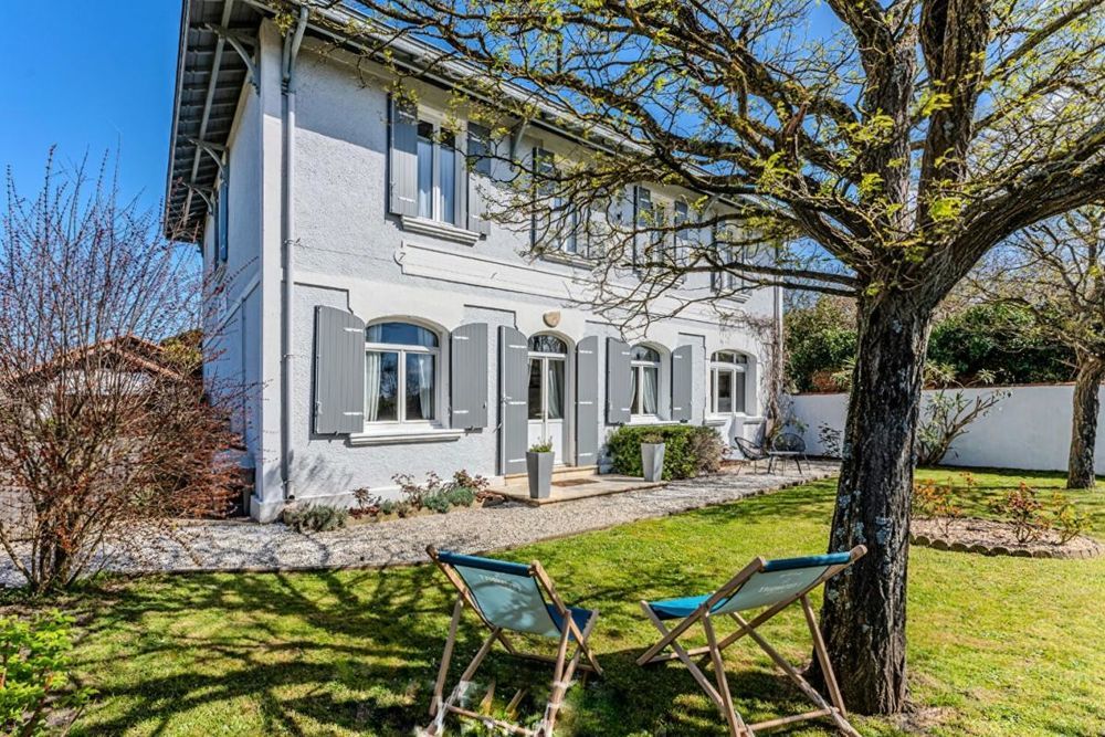 � vendre  Maison Gastes (40160)