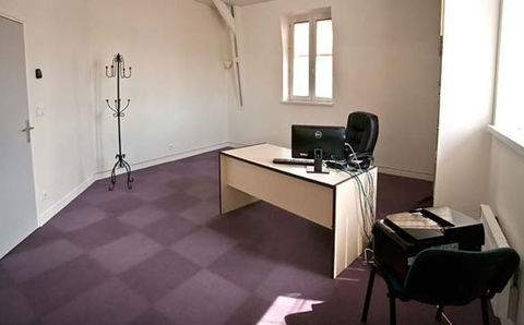 Dpt Loiret (45), à louer ORLEANS Bureau de 18 m² 2000 45000 Orleans