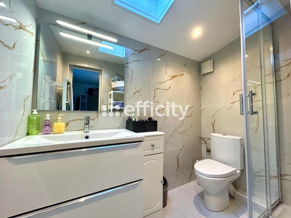 � vendre  Villa Cagnes-sur-Mer (06800)