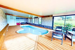  Propri�t�/ch�teau � vendre 8 pi�ces 256 m�