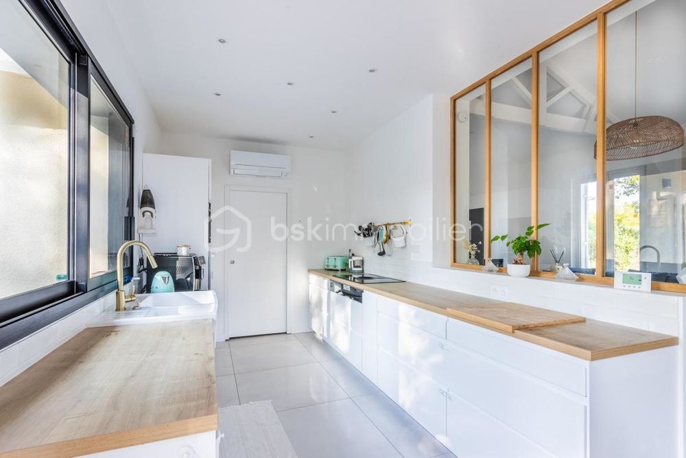 � vendre  Propri�t�/ch�teau M�rignac (33700)