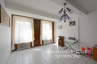  Maison � vendre 7 pi�ces 235 m�