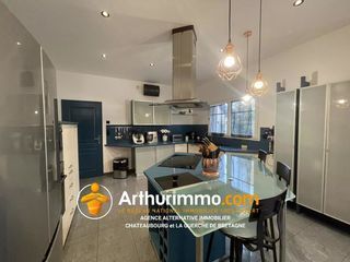  Maison � vendre 9 pi�ces 244 m�