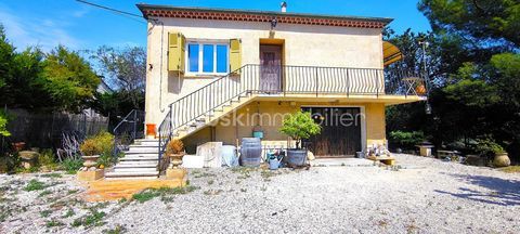   A vendre magnifique maison avec un jardin et un grand garage sur Rognes Maison - 3 pi�ce(s) - 95 m�