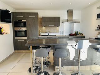  Maison � vendre 5 pi�ces 130 m�