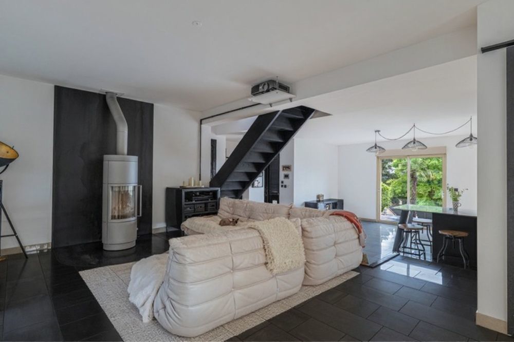 � vendre  Villa Lyon 5