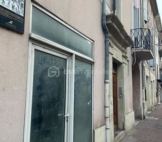  Immeuble � vendre 15 + pi�ces 550 m�