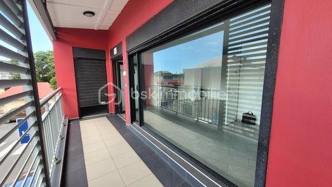 Location Local Commercial ou Professionnel de 110 m&sup2; sur L'&Eacute;tang-Sal&eacute; 2750 97427 L etang sale