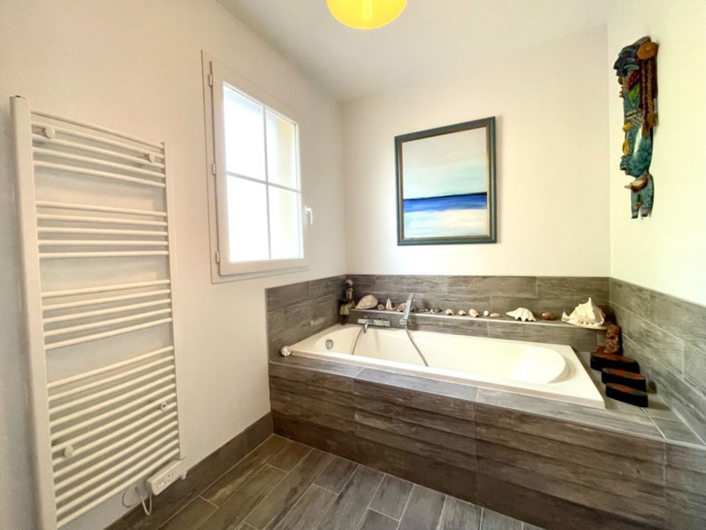 � vendre  Maison Aigues-Mortes (30220)