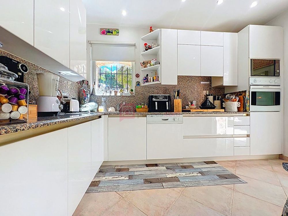 � vendre  Villa Auribeau-sur-Siagne (06810)