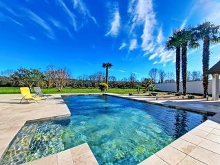  Maison � vendre 7 pi�ces 220 m�