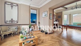  Maison � vendre 9 pi�ces 212 m�