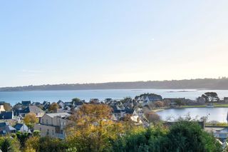  Propri�t�/ch�teau � vendre 6 pi�ces 130 m�