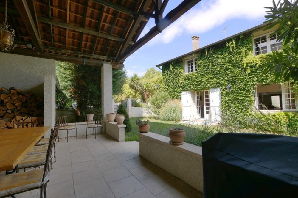 � vendre  Maison Mions (69780)