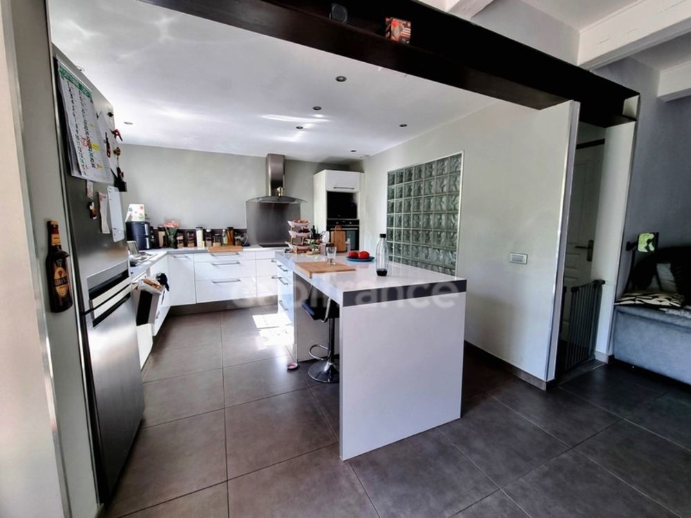 � vendre  Maison Mimet (13105)