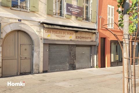 Local commercial T1 de 30m2 &agrave; Perpignan 66000, Place de la r&eacute;publique 123900 66000 Perpignan