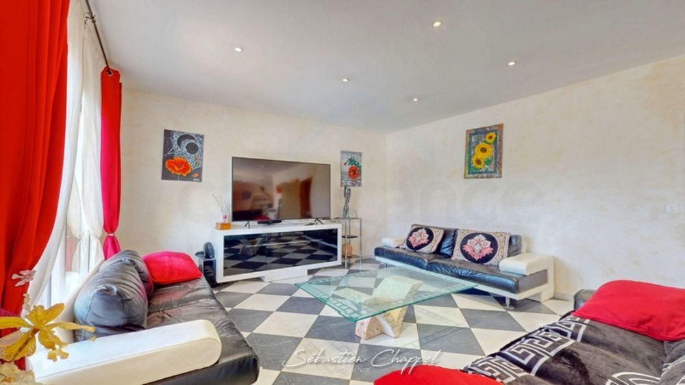 � vendre  Maison P�zenas (34120)