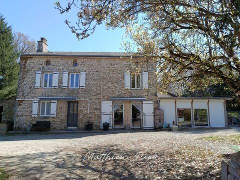   Maison Maison - 8 pi�ce(s) - 201 m�