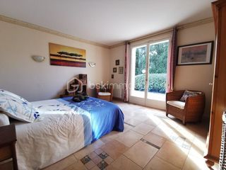  Maison � vendre 6 pi�ces 205 m�