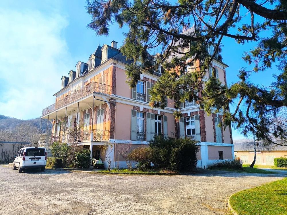 � vendre  Maison Bagn�res-de-Bigorre (65200)