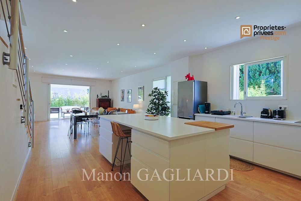 � vendre  Villa Six-Fours-les-Plages (83140)