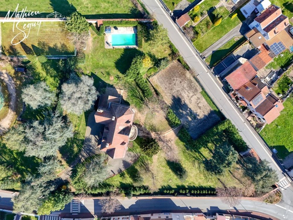 � vendre  Propri�t�/ch�teau Chazelles-sur-Lyon (42140)