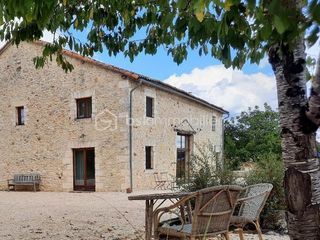  Propri�t�/ch�teau � vendre 12 pi�ces 337 m�