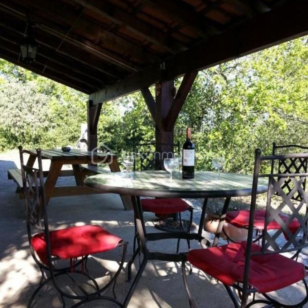 � vendre  Maison Labeaume (07120)