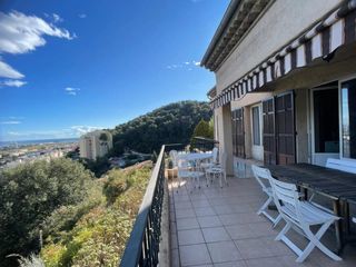  Maison � vendre 6 pi�ces 200 m�