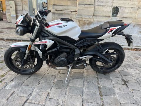 Moto TRIUMPH 2021 occasion Versailles 78000