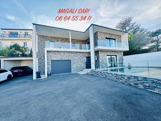  Villa � vendre 7 pi�ces 150 m�