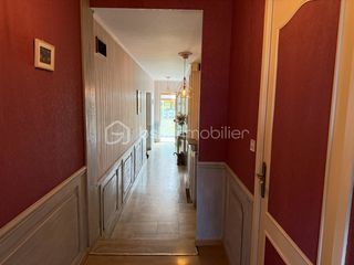  Immeuble � vendre 10 pi�ces 660 m�