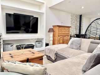  Propri�t�/ch�teau � vendre 6 pi�ces 180 m�