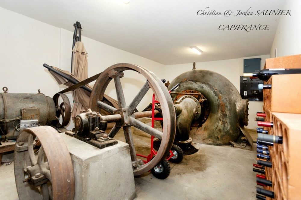 � vendre  Propri�t�/ch�teau Revel (31250)