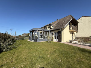  Maison � vendre 8 pi�ces 145 m�