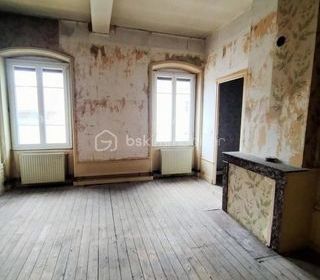  Immeuble � vendre 15 + pi�ces 280 m�