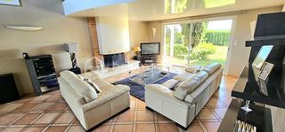  Propri�t�/ch�teau � vendre 7 pi�ces 181 m�