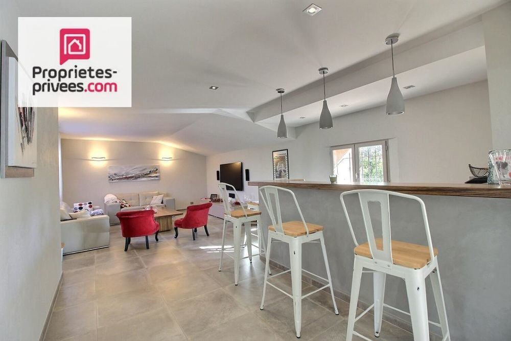 � vendre  Villa Saint-Antonin-du-Var (83510)